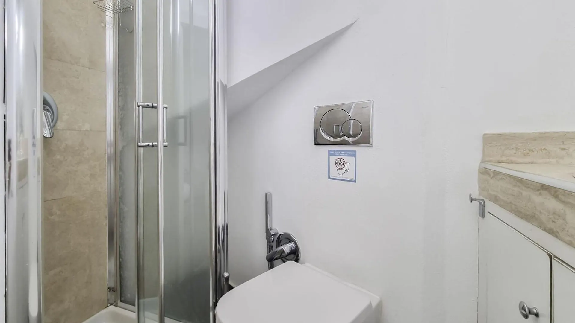 Milano Navigli Canal View Studio Apt Italy